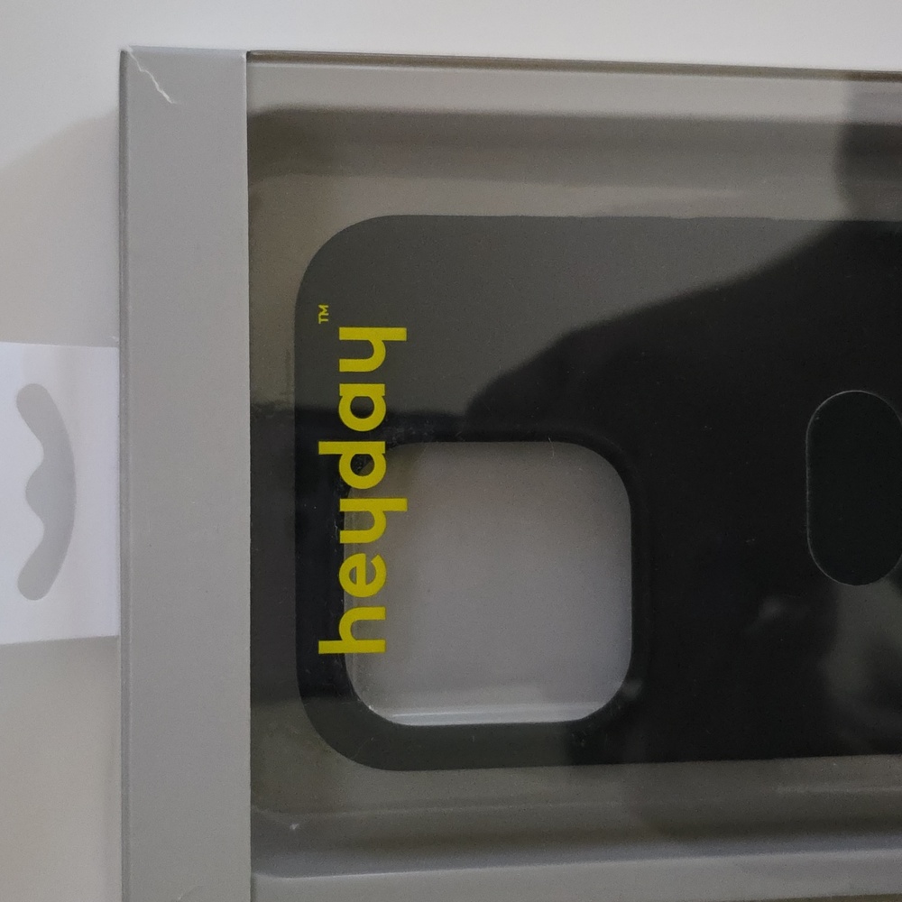 heyday iphone 15 Pro Black Phone Case Compatible With MagSafe - Picture 3 of 7